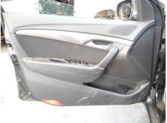 GUARNECIDO PUERTA DELANTERA IZQUIERDA 