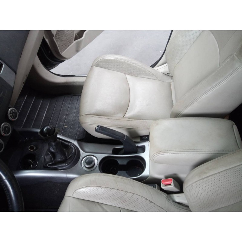 Recambio de consola central para mitsubishi outlander (cw0) 2.2 di-d kaiteki plus referencia OEM IAM   