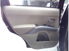 GUARNECIDO PUERTA TRASERA IZQUIERDA 