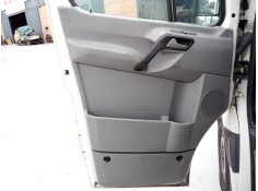 GUARNECIDO PUERTA DELANTERA IZQUIERDA 