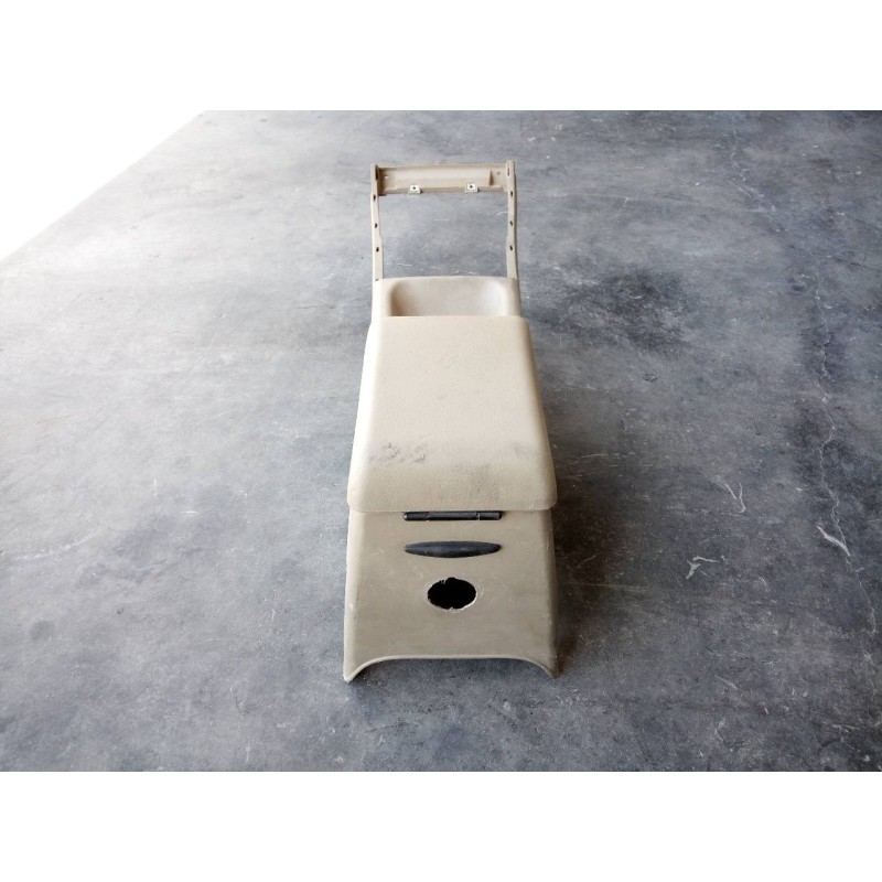 Recambio de consola central para nissan terrano/terrano.ii (r20) comfort plus referencia OEM IAM   