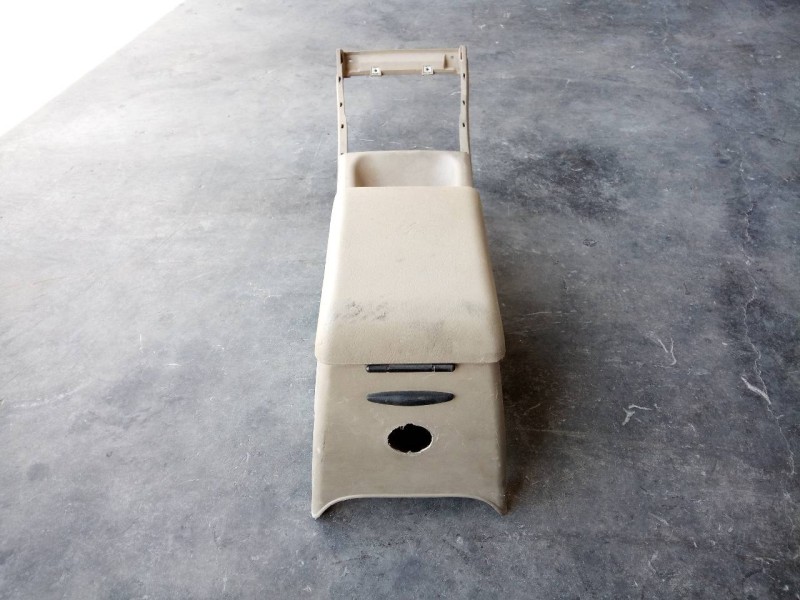 Recambio de consola central para nissan terrano/terrano.ii (r20) comfort plus referencia OEM IAM   