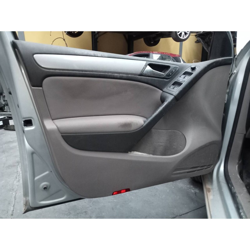 Recambio de guarnecido puerta delantera izquierda para volkswagen golf vi (5k1) rabbit bluemotion referencia OEM IAM   