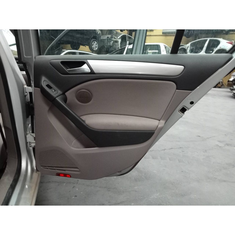 Recambio de guarnecido puerta trasera derecha para volkswagen golf vi (5k1) rabbit bluemotion referencia OEM IAM   