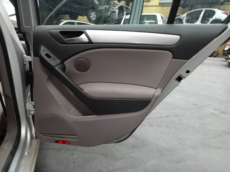 Recambio de guarnecido puerta trasera derecha para volkswagen golf vi (5k1) rabbit bluemotion referencia OEM IAM   
