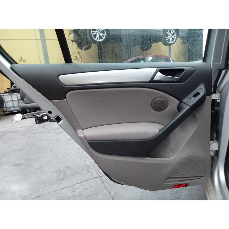 Recambio de guarnecido puerta trasera izquierda para volkswagen golf vi (5k1) rabbit bluemotion referencia OEM IAM   