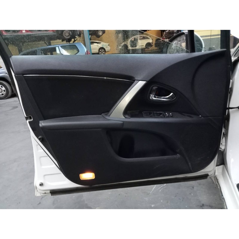 Recambio de guarnecido puerta delantera izquierda para toyota avensis (t27) advance referencia OEM IAM   