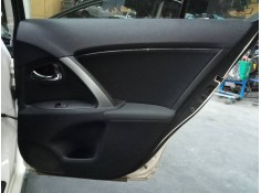 Recambio de guarnecido puerta trasera derecha para toyota avensis (t27) advance referencia OEM IAM   