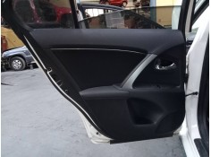 Recambio de guarnecido puerta trasera izquierda para toyota avensis (t27) advance referencia OEM IAM   