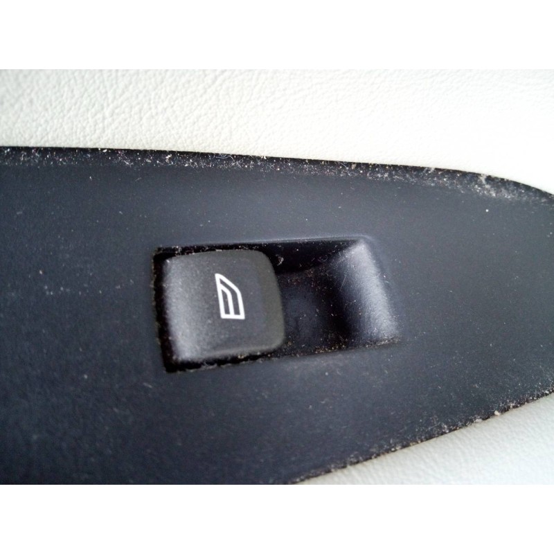 Recambio de mando elevalunas trasero izquierdo para volvo xc70 kinetic 2wd referencia OEM IAM   