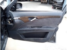 GUARNECIDO PUERTA DELANTERA DERECHA 