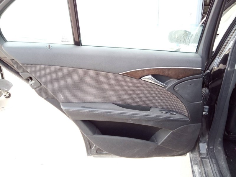 Recambio de guarnecido puerta trasera izquierda para mercedes clase e (w211) berlina e 270 cdi (211.016) referencia OEM IAM   