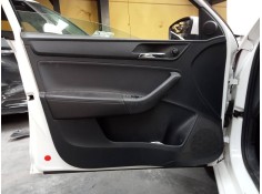GUARNECIDO PUERTA DELANTERA IZQUIERDA 