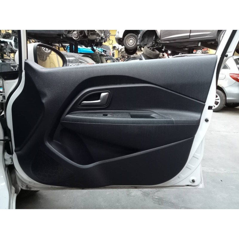 Recambio de guarnecido puerta delantera derecha para kia rio concept referencia OEM IAM   