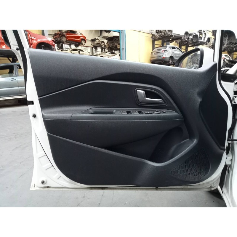 Recambio de guarnecido puerta delantera izquierda para kia rio concept referencia OEM IAM   