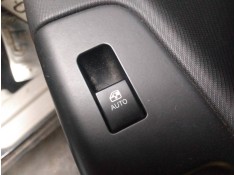 GUARNECIDO PUERTA TRASERA DERECHA 