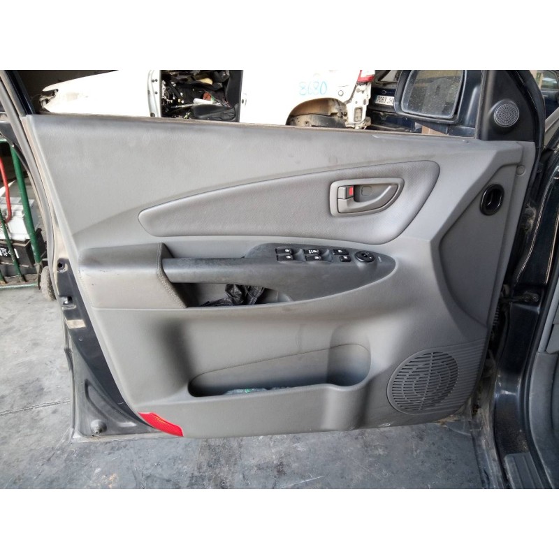 Recambio de guarnecido puerta delantera izquierda para hyundai tucson (jm) 2.0 crdi comfort (4wd) referencia OEM IAM   
