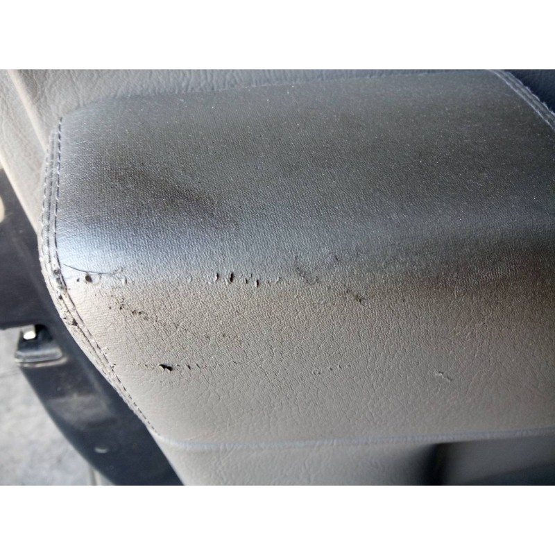 Recambio de guarnecido puerta delantera izquierda para hyundai tucson (jm) 2.0 crdi comfort (4wd) referencia OEM IAM   