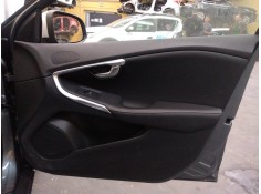 GUARNECIDO PUERTA DELANTERA DERECHA 