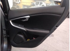 GUARNECIDO PUERTA TRASERA DERECHA 