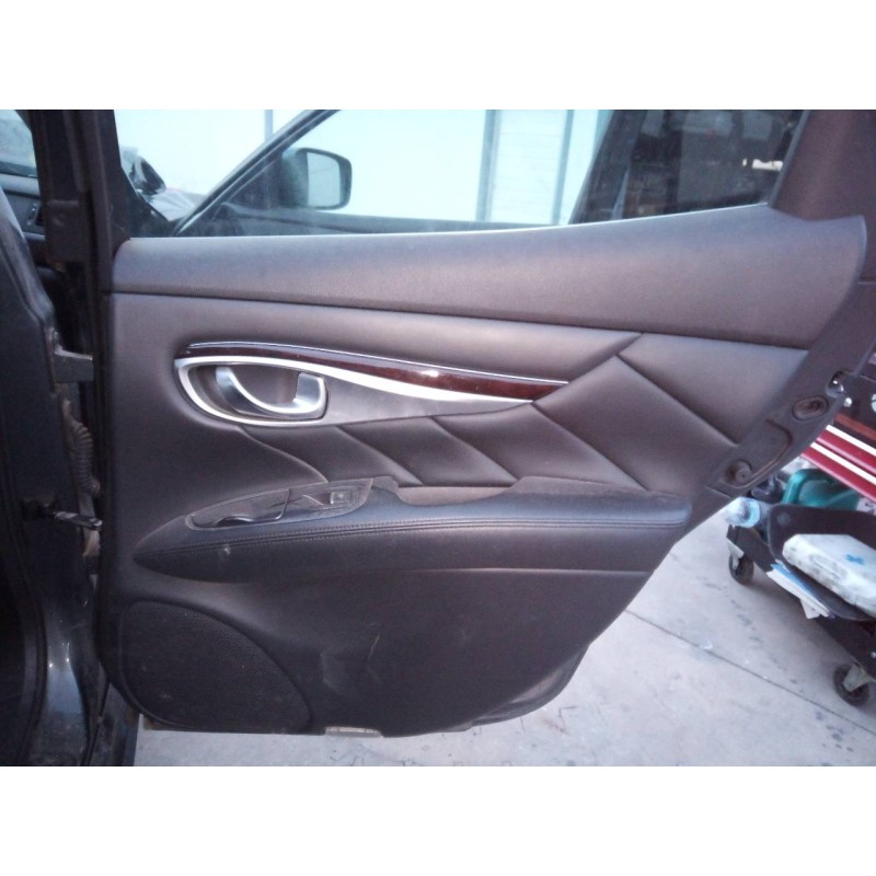 Recambio de guarnecido puerta trasera derecha para infiniti q70 lim. 3.0d gt referencia OEM IAM   