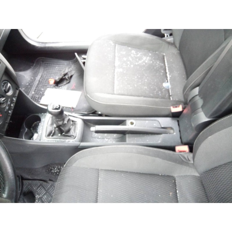 Recambio de consola central para skoda rapid active referencia OEM IAM   