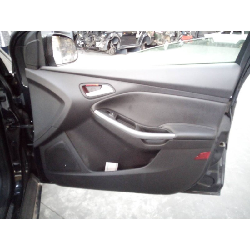 Recambio de guarnecido puerta delantera derecha para ford focus turn. (cb8) trend referencia OEM IAM   