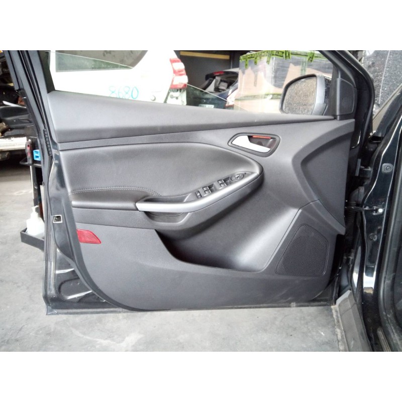 Recambio de guarnecido puerta delantera izquierda para ford focus turn. (cb8) trend referencia OEM IAM   