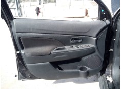 GUARNECIDO PUERTA DELANTERA IZQUIERDA 