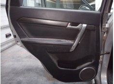 Recambio de guarnecido puerta delantera izquierda para chevrolet captiva 2.0 vcdi lt referencia OEM IAM   
