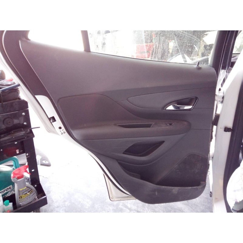 Recambio de guarnecido puerta trasera izquierda para opel mokka x selective start/stop referencia OEM IAM   