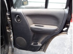 GUARNECIDO PUERTA TRASERA DERECHA 