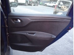 GUARNECIDO PUERTA TRASERA DERECHA 