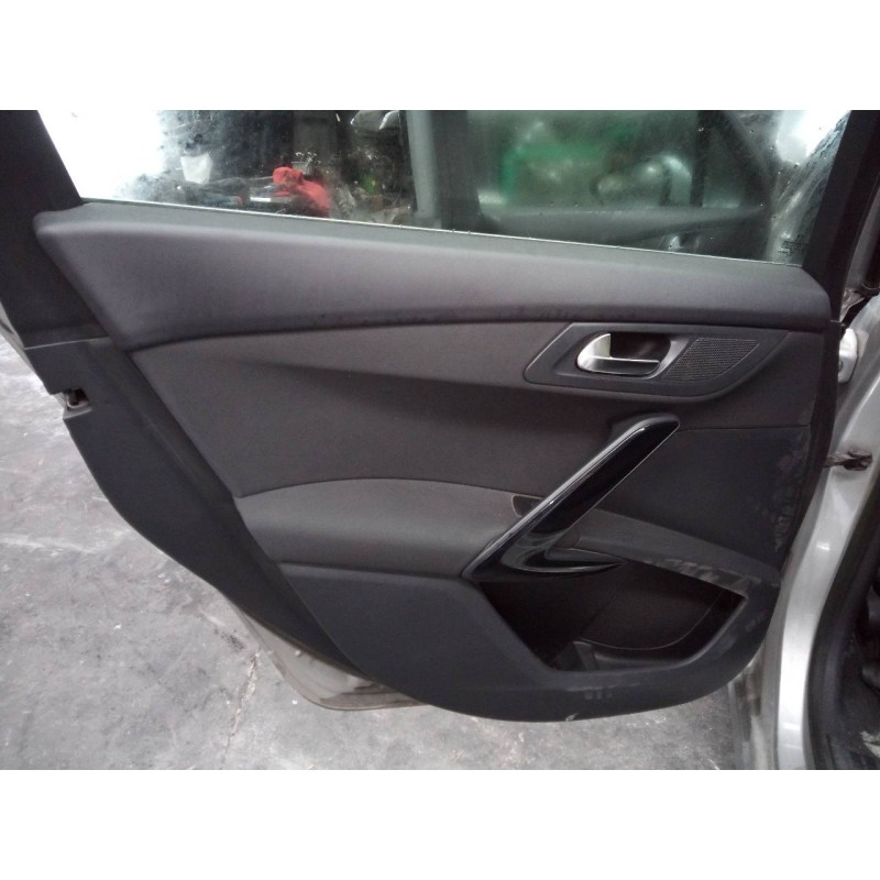 Recambio de guarnecido puerta trasera izquierda para peugeot 508 active referencia OEM IAM   