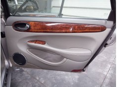 Recambio de guarnecido puerta trasera derecha para jaguar daimler referencia OEM IAM   