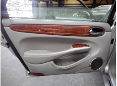 GUARNECIDO PUERTA TRASERA IZQUIERDA 