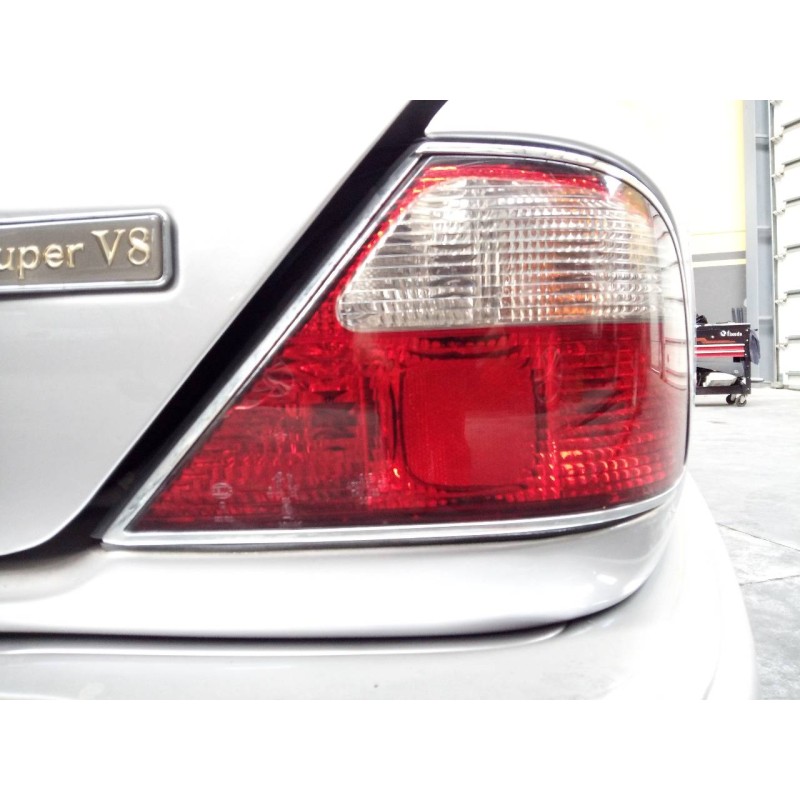 Recambio de piloto trasero derecho para jaguar daimler referencia OEM IAM   