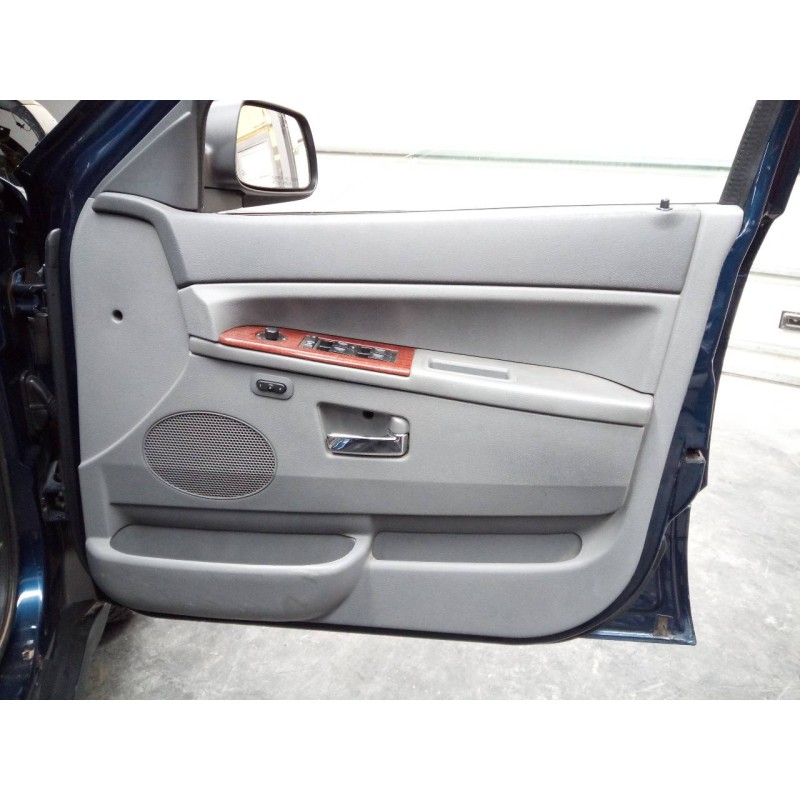 Recambio de guarnecido puerta delantera derecha para jeep gr. cherokee (wh) 3.0 crd limited referencia OEM IAM   