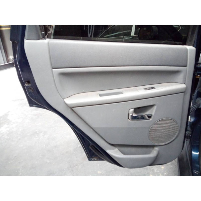Recambio de guarnecido puerta trasera izquierda para jeep gr. cherokee (wh) 3.0 crd limited referencia OEM IAM   