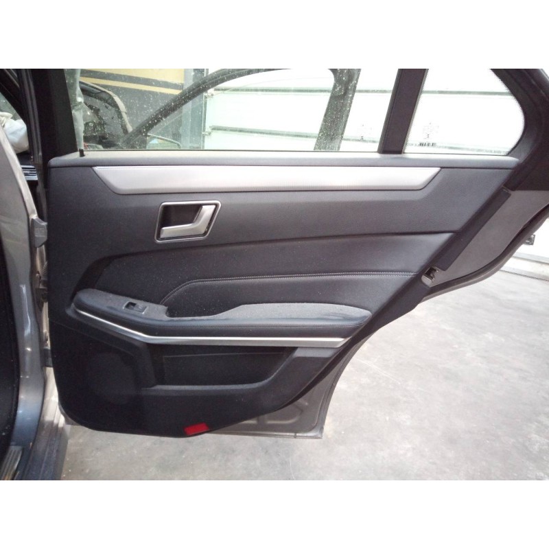 Recambio de guarnecido puerta trasera derecha para mercedes clase e (w212) lim. e 220 bluetec be edition (212.001) referencia OE