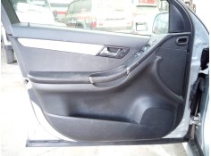 GUARNECIDO PUERTA DELANTERA IZQUIERDA 