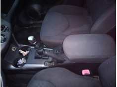 Recambio de consola central para toyota rav 4 (a3) luna referencia OEM IAM   