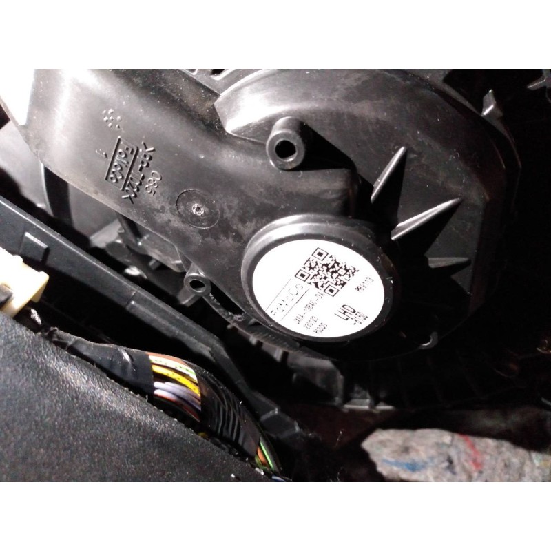 Recambio de ventilador calefaccion para ford focus st-line referencia OEM IAM JX6A19846GA  