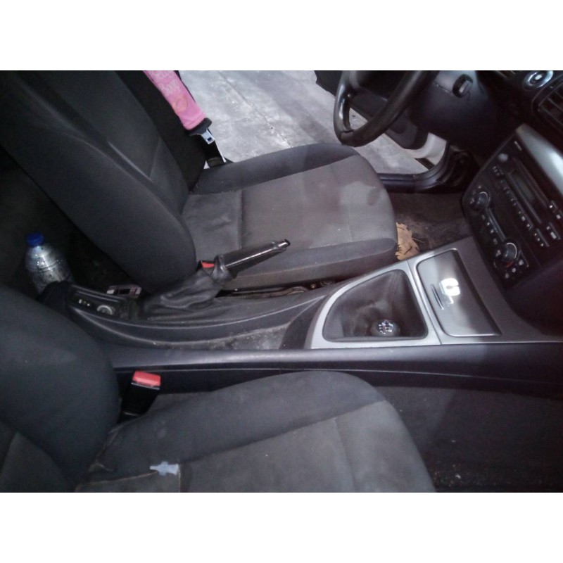 Recambio de consola central para bmw serie 1 berlina (e81/e87) 120d referencia OEM IAM   
