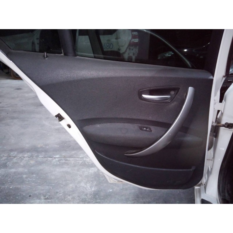 Recambio de guarnecido puerta trasera izquierda para bmw serie 1 berlina (e81/e87) 120d referencia OEM IAM   