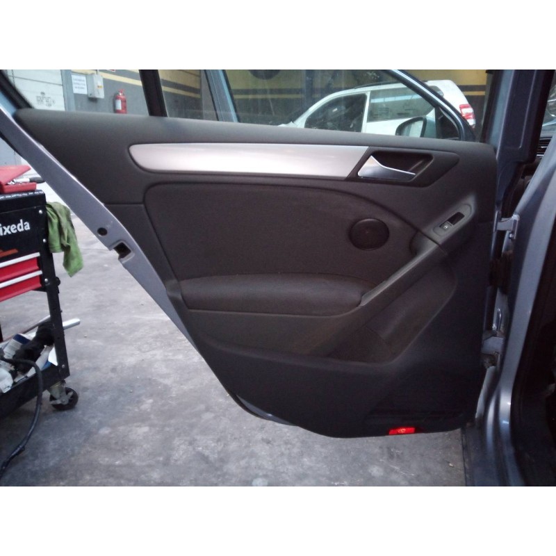 Recambio de guarnecido puerta trasera izquierda para volkswagen golf vi (5k1) advance bluemotion referencia OEM IAM   