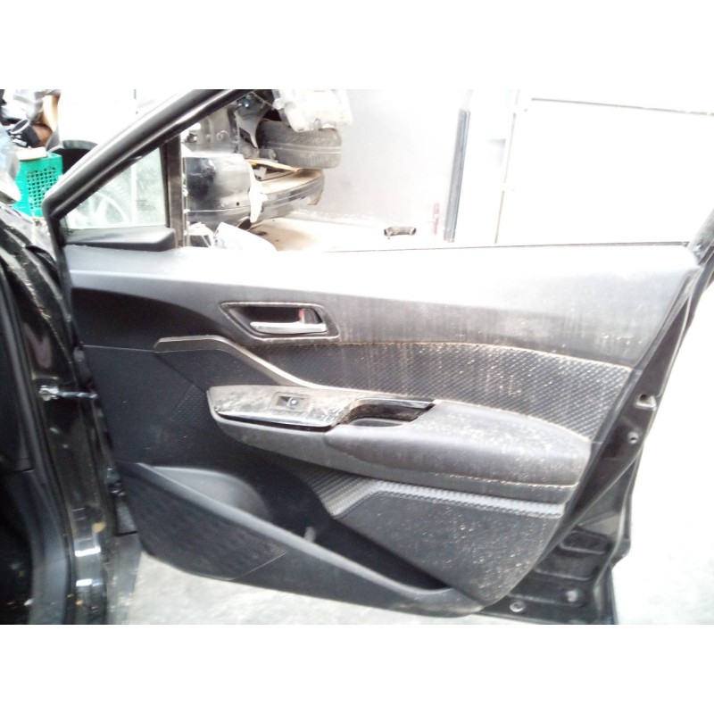 Recambio de guarnecido puerta delantera derecha para toyota c-hr hybrid dynamic plus referencia OEM IAM   