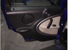 GUARNECIDO PUERTA TRASERA IZQUIERDA 