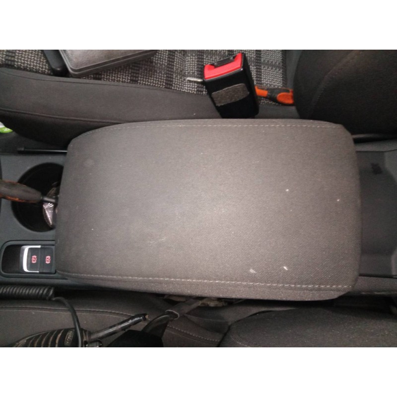 Recambio de consola central para audi q3 (8ug) design quattro referencia OEM IAM   