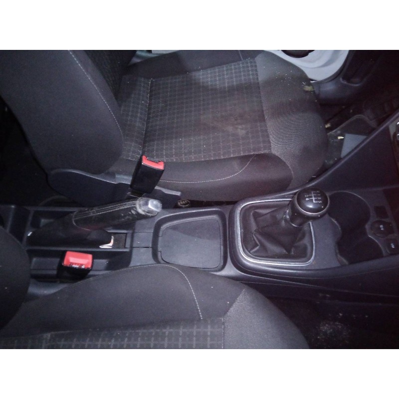 Recambio de consola central para volkswagen polo (6c1) comfortline bluemotion referencia OEM IAM   